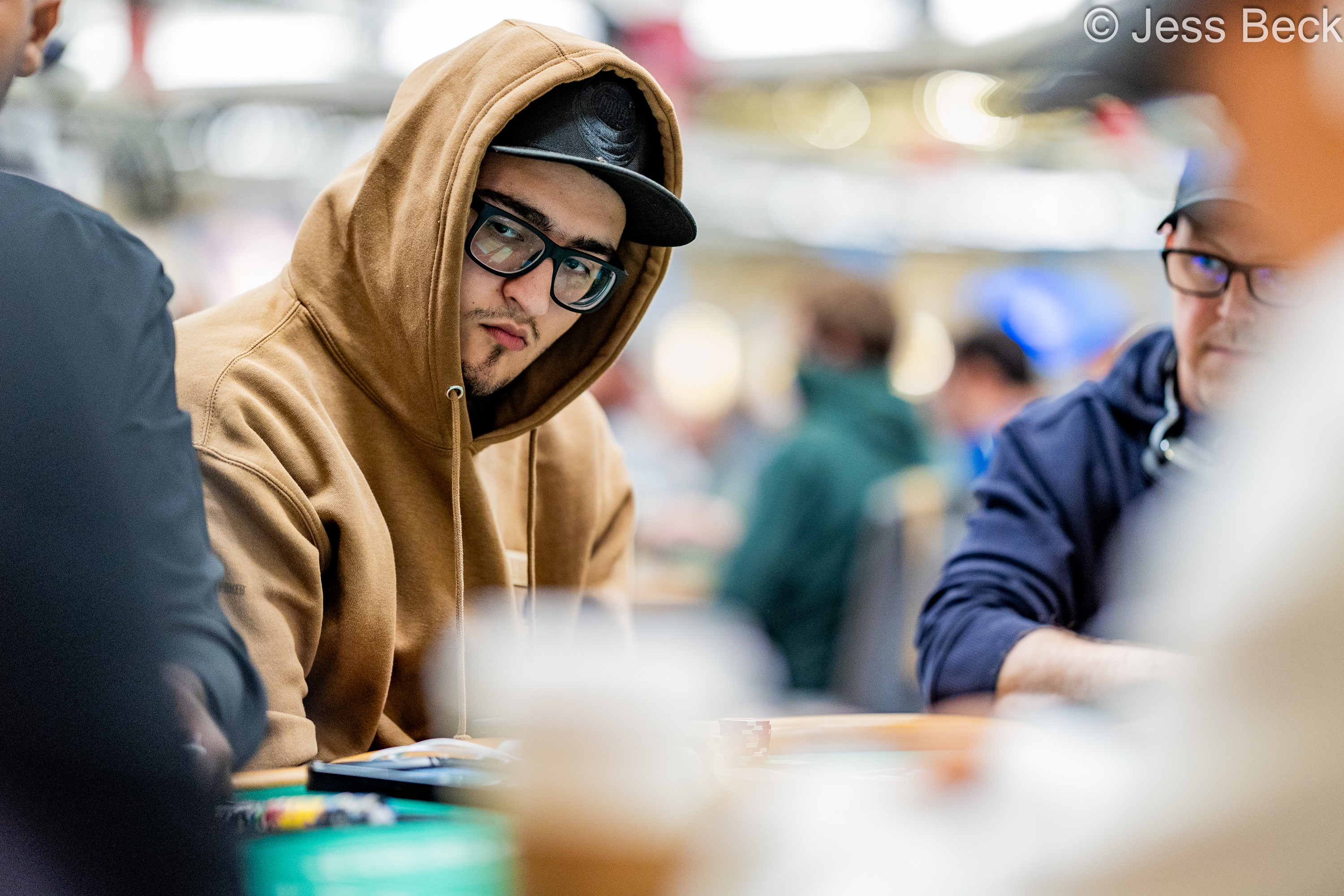 J9真人娱乐 - 世锦赛新星闪耀！保罗·米兹拉奇在WSOP主赛事中斩获巨额筹码 - J9九游会真人